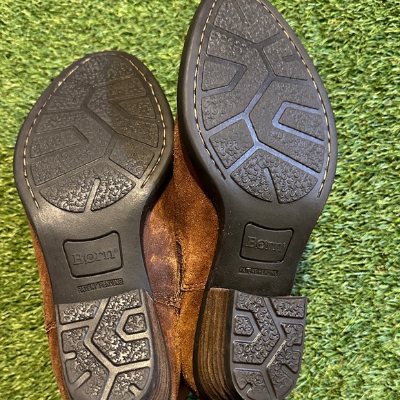 LIKE NEW Born Suede Ankle Boots - Picture 3 of 5